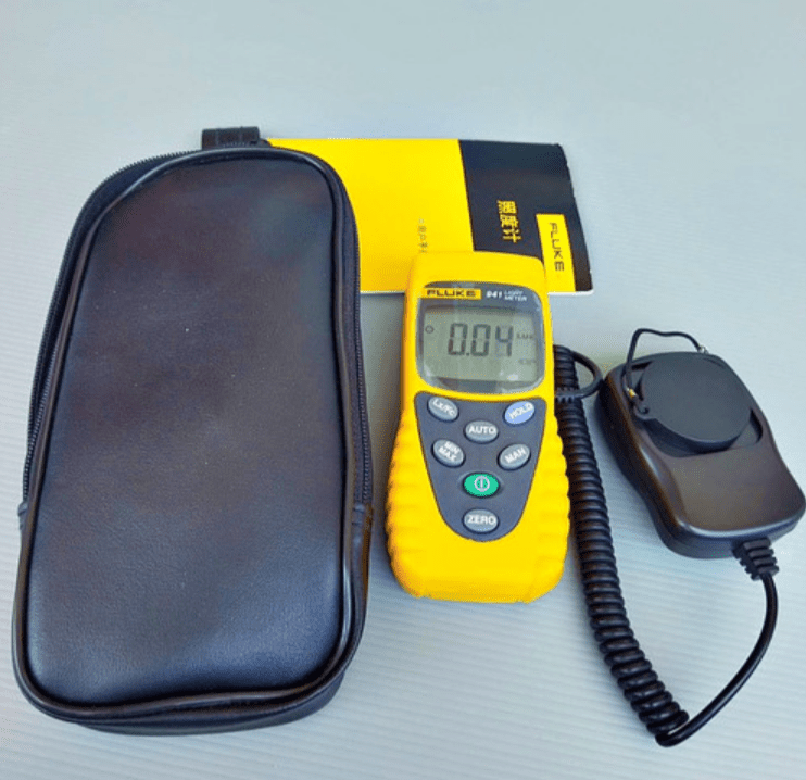 Fluke 941 Light Eter Illuinance Eter Tester - Auto Ultieters
